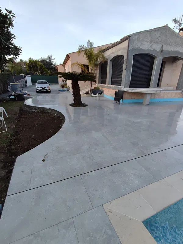 Galerie photos d’Earthworks à Cagnes-sur-Mer -059